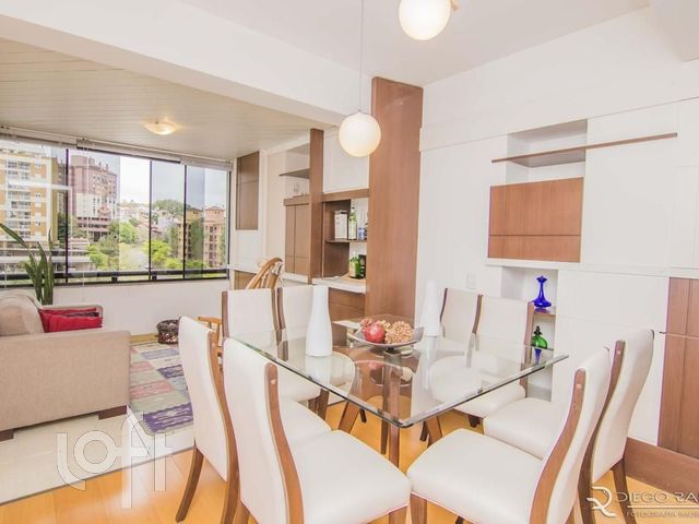 Apartamento com 111m², 3 dormitórios, 1 suíte, Chácara das Pedras em Porto Alegre