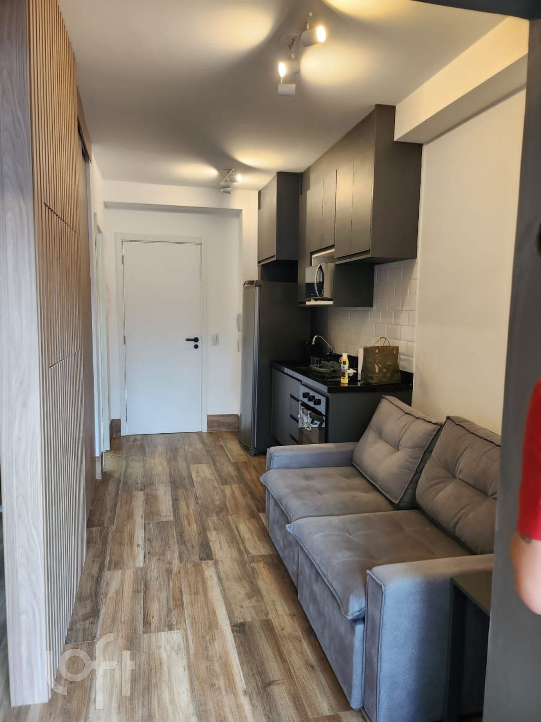 Apartamento à venda com 1 quarto, 34m² - Foto 1