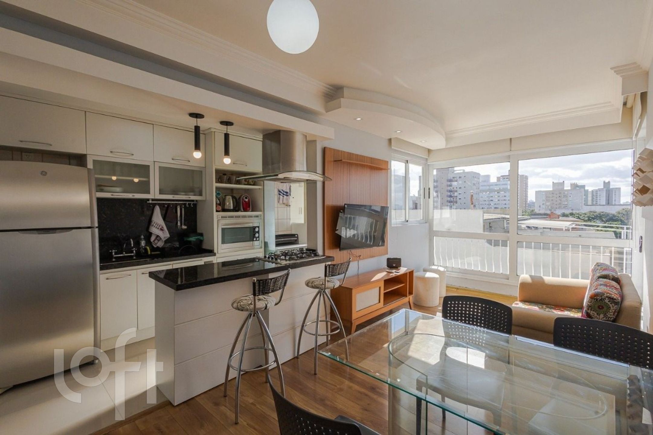 Apartamento à venda em Azenha com 60 m², 2 quartos, 1 suíte, 1 vaga
