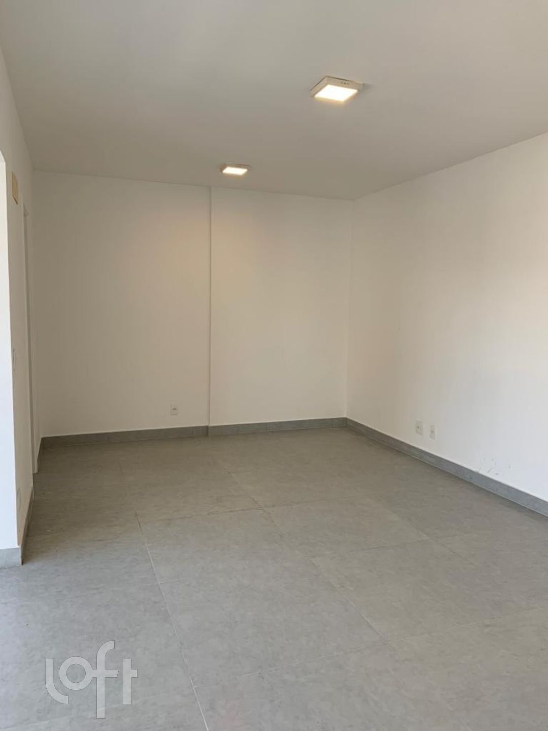 Apartamento à venda com 1 quarto, 35m² - Foto 8