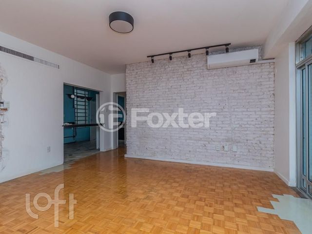 Apartamento com 244m², 4 dormitórios, 1 suíte, 2 vagas, Moinhos de Vento em Porto Alegre