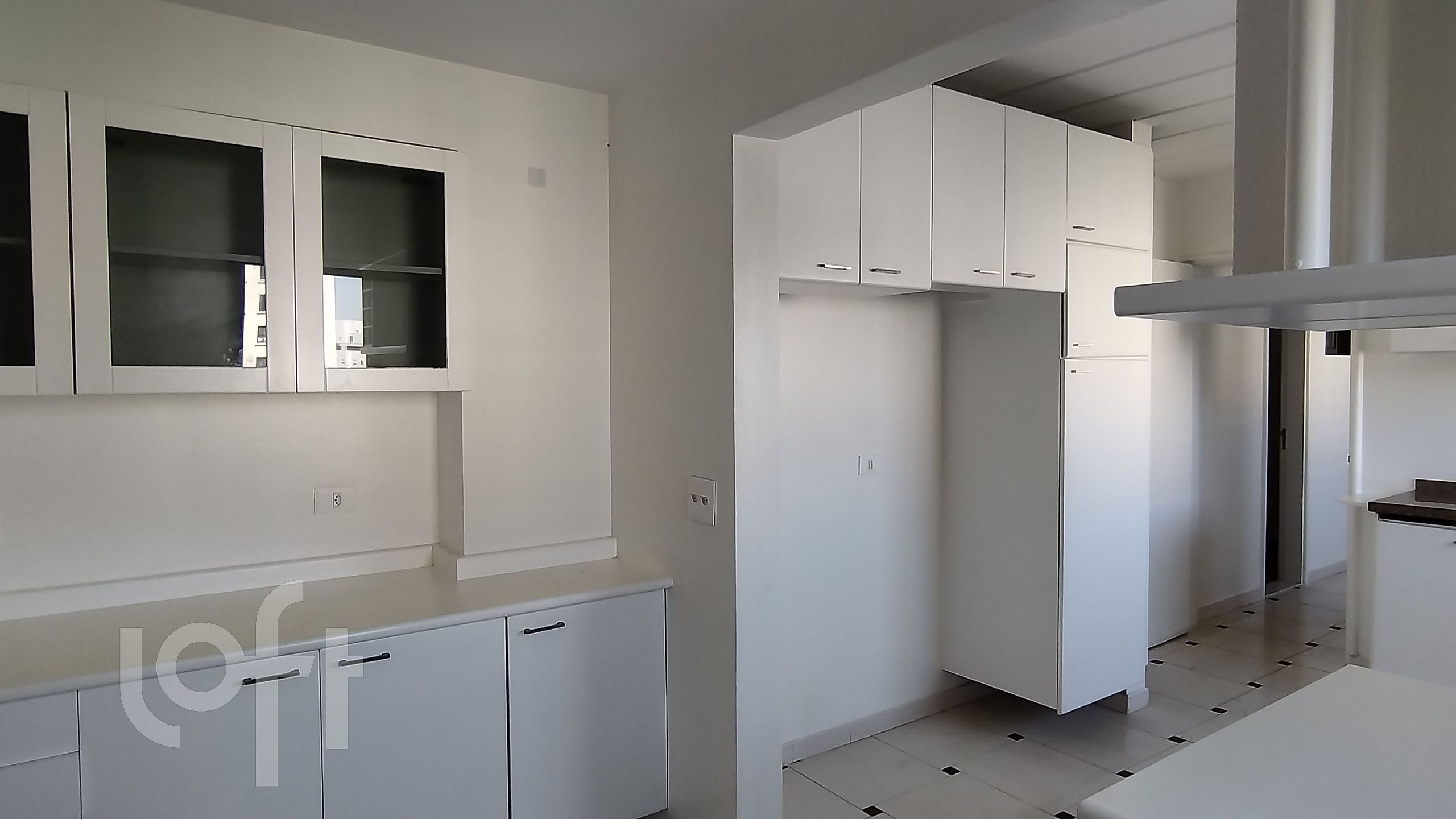 Apartamento à venda com 4 quartos, 251m² - Foto 14