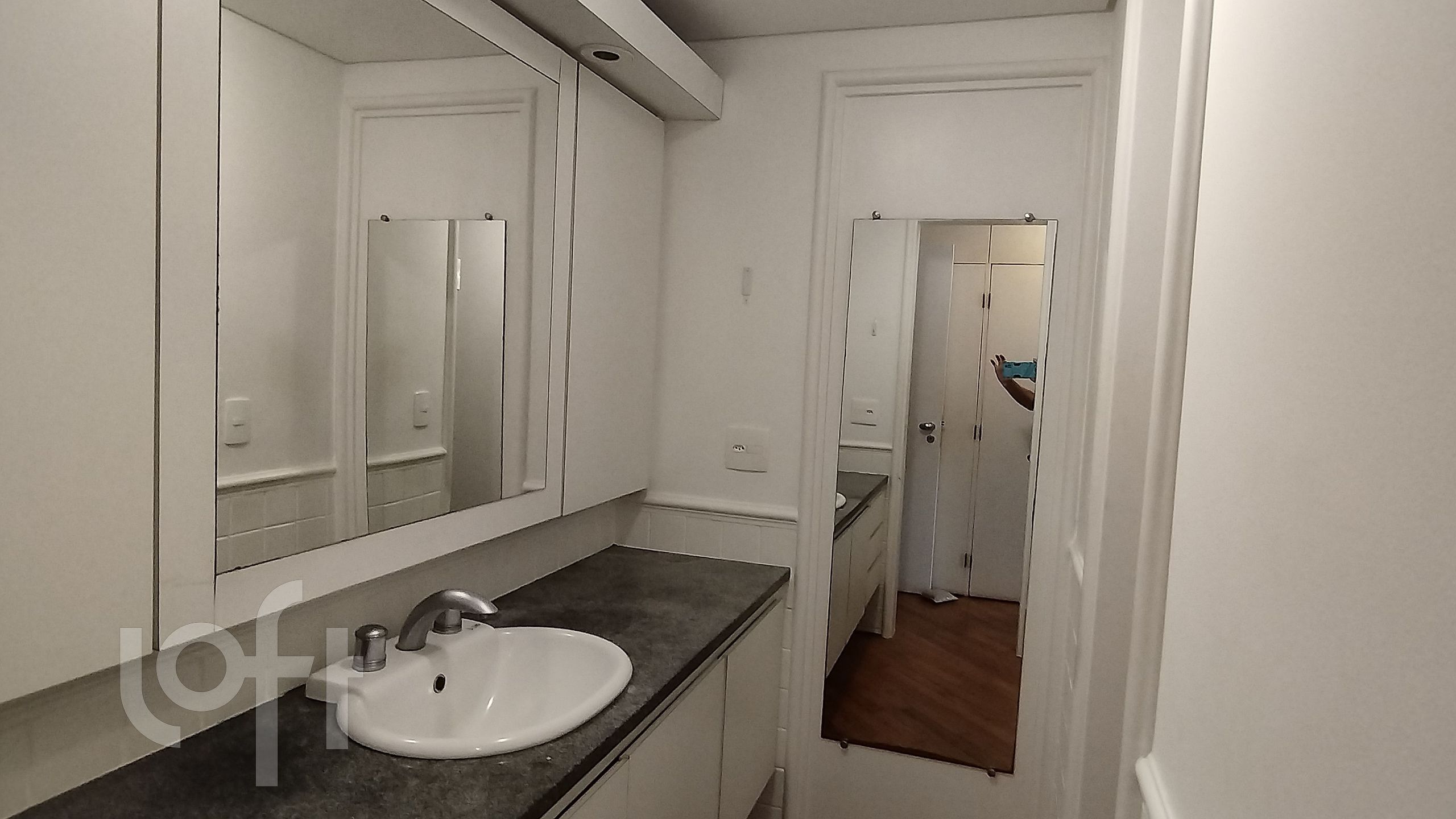 Apartamento à venda com 4 quartos, 251m² - Foto 24