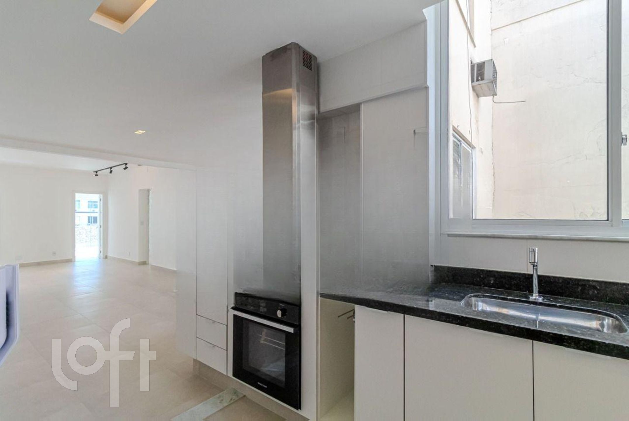 Apartamento à venda com 3 quartos, 135m² - Foto 25