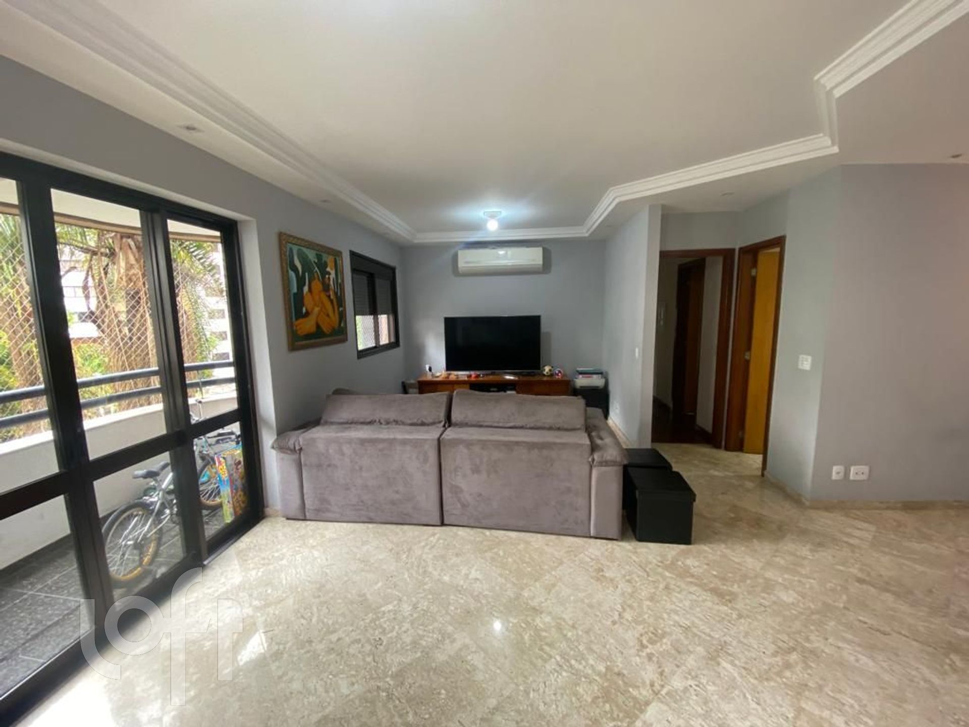 Apartamento à venda com 3 quartos, 150m² - Foto 1