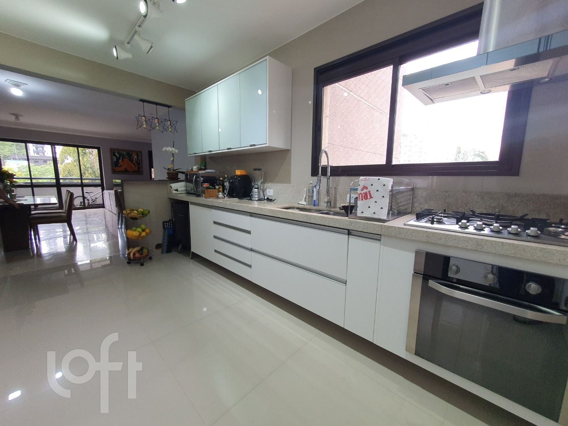 Apartamento à venda com 3 quartos, 150m² - Foto 6