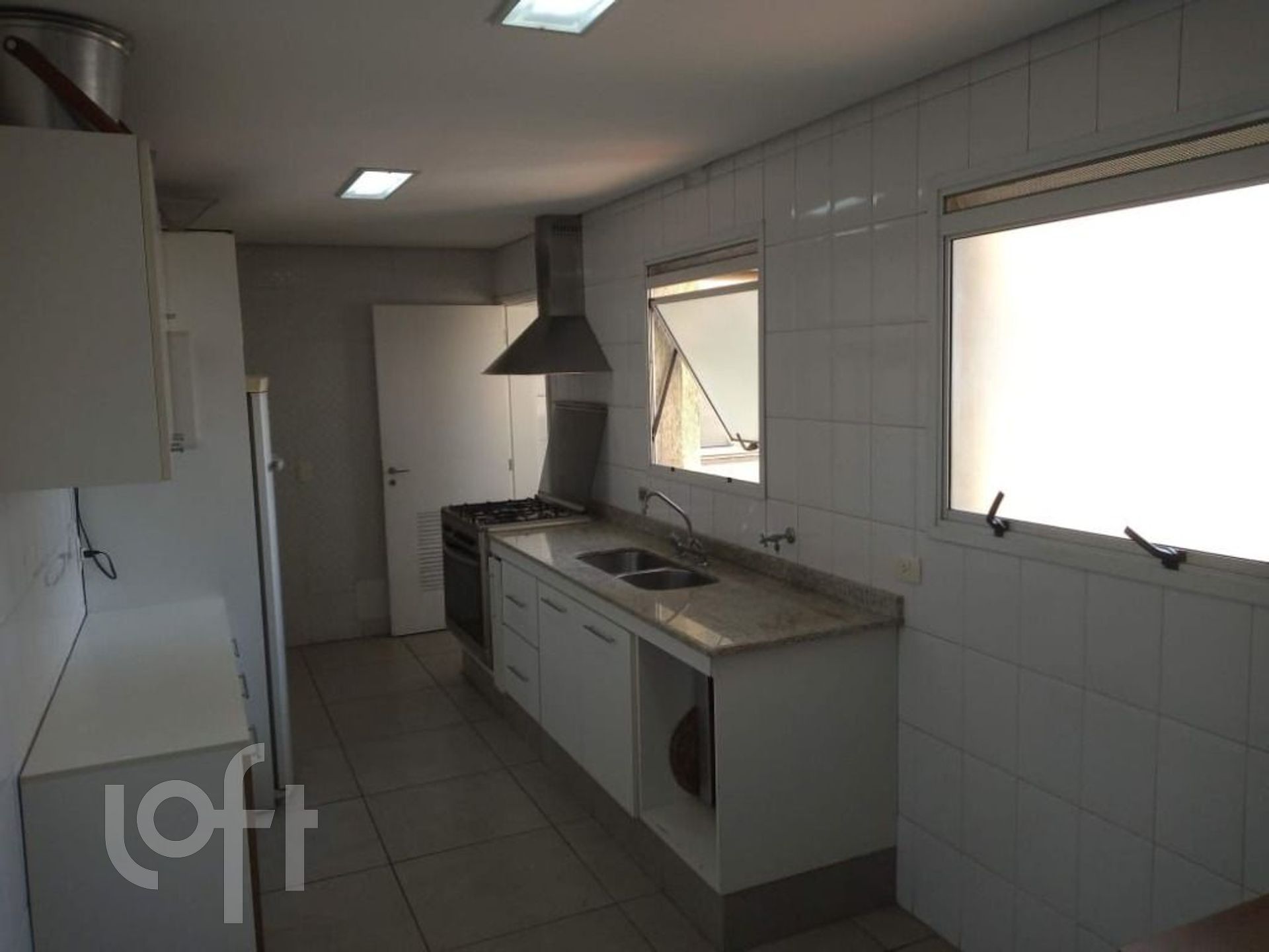 Apartamento à venda com 3 quartos, 170m² - Foto 19