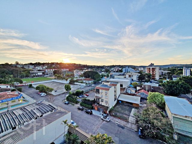 Apartamento com 189m², 3 dormitórios, 1 suíte, 2 vagas, Rio Branco em Novo Hamburgo