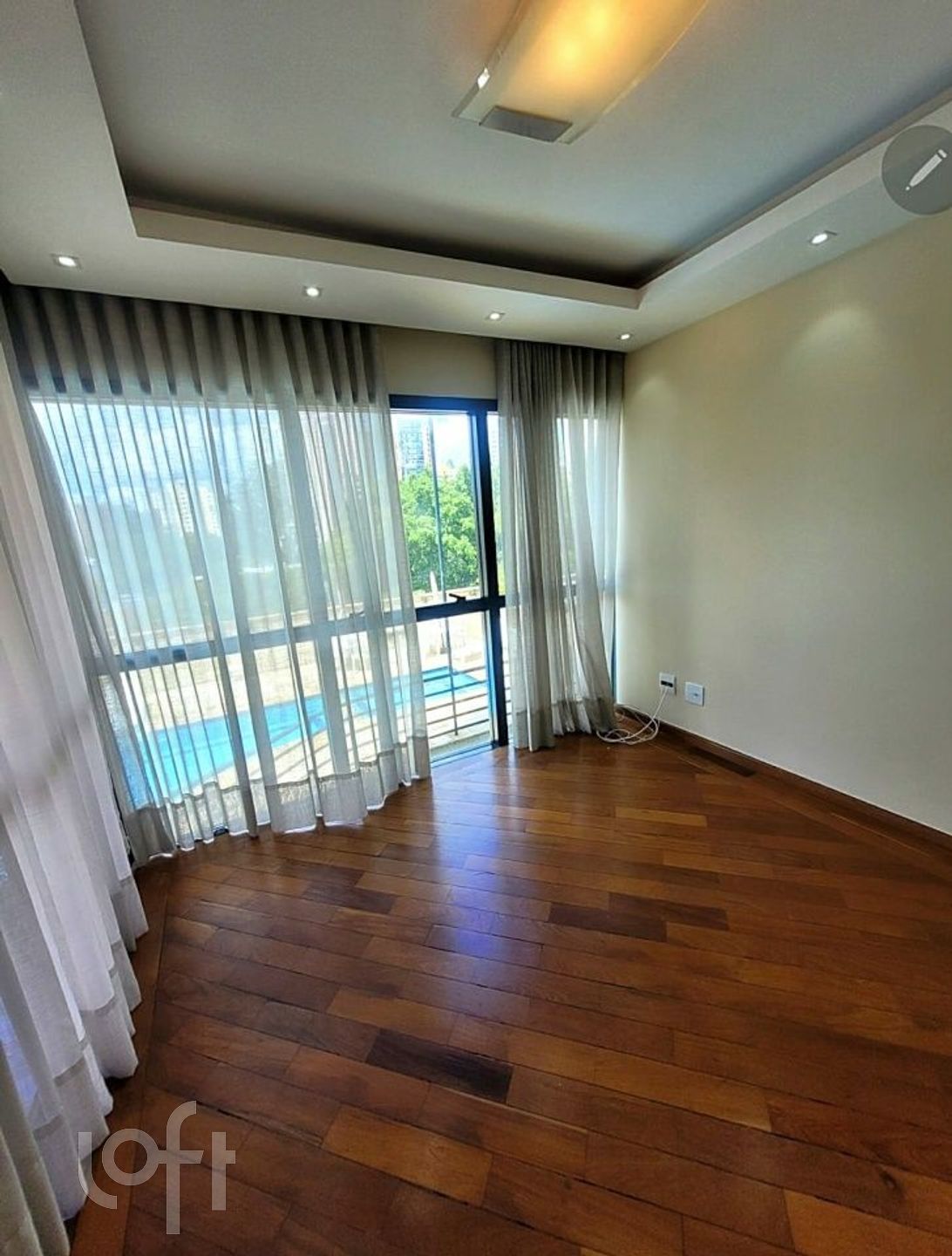 Apartamento à venda com 3 quartos, 109m² - Foto 1