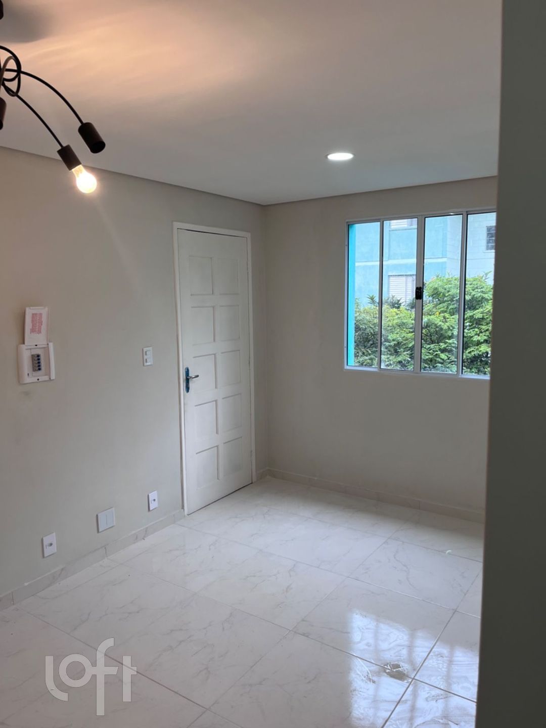 Apartamento à venda com 2 quartos, 50m² - Foto 1