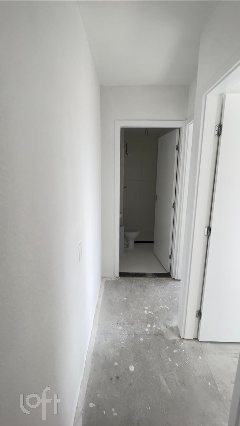 Apartamento à venda com 2 quartos, 43m² - Foto 4