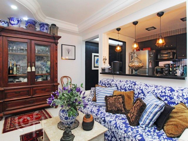 Apartamento com 93m², 3 dormitórios, 1 suíte, 2 vagas, Boa Vista em Porto Alegre