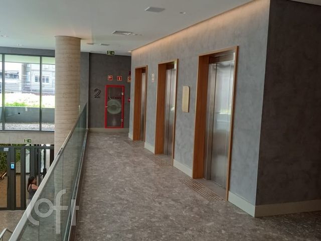 Apartamento com 30m², 1 dormitório, 1 suíte, 1 vaga, Auxiliadora em Porto Alegre