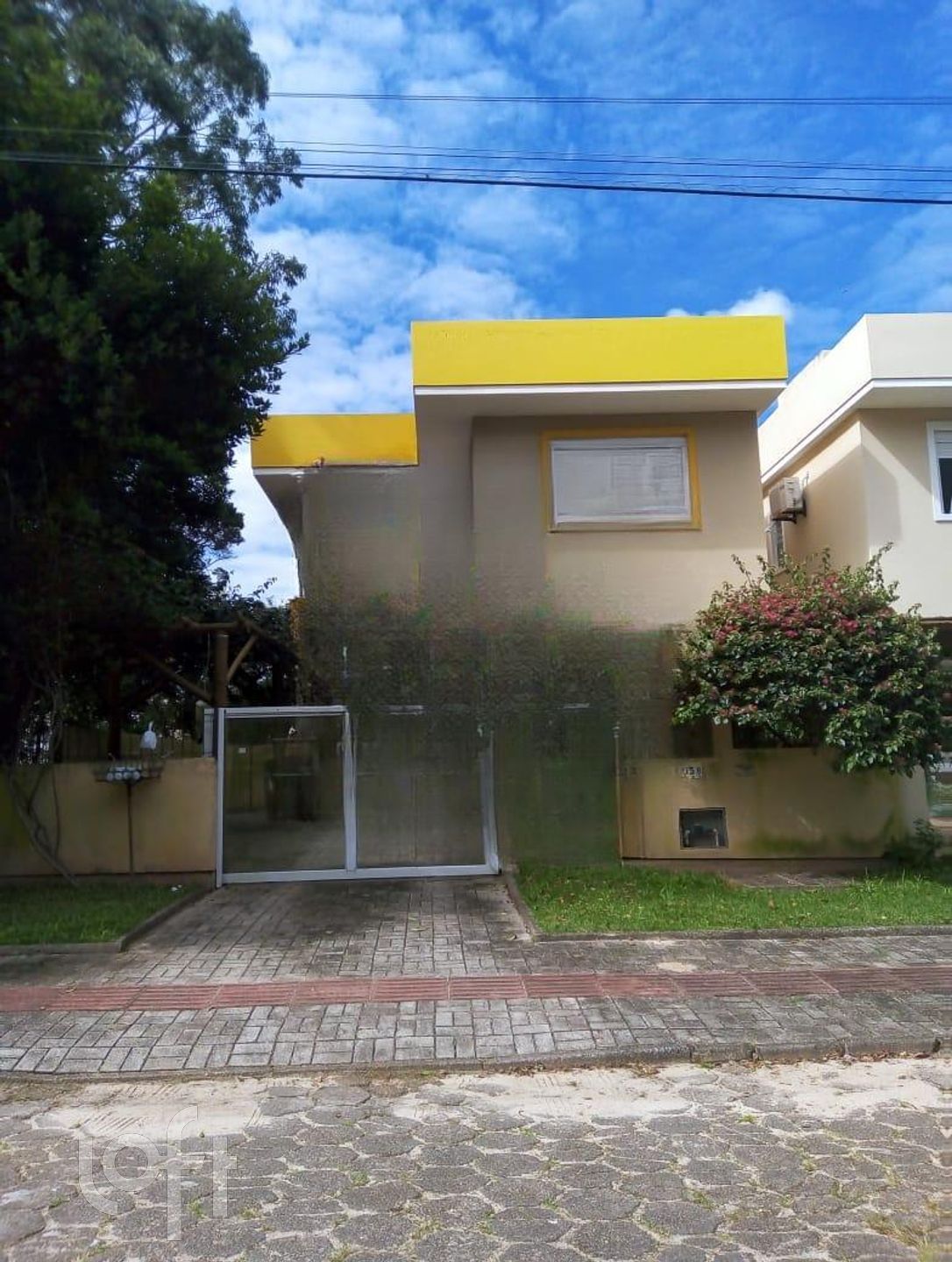 Casa Residencial com 142m², 3 quartos, 1 suíte, no bairro Açores em Florianópolis