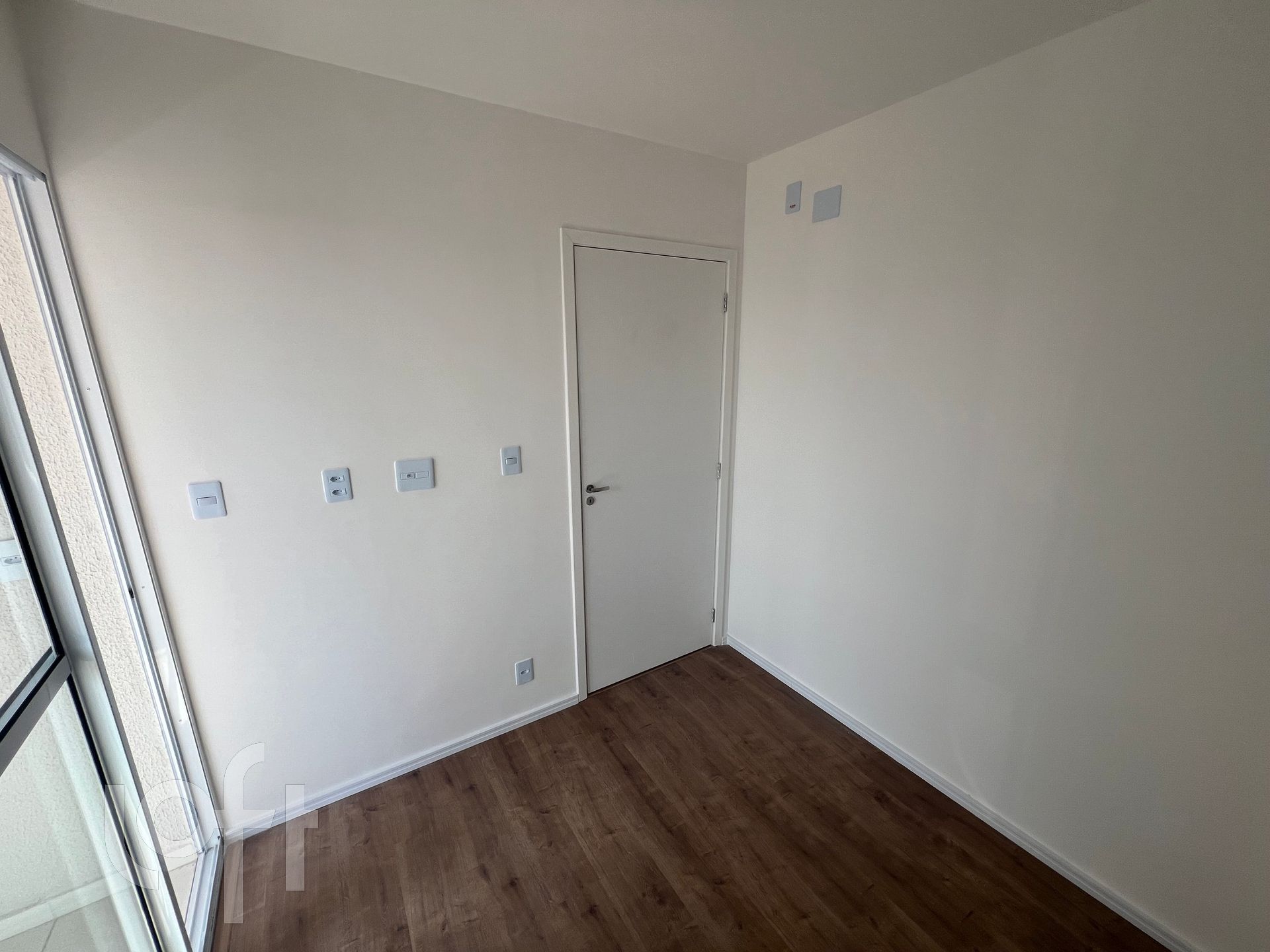 Apartamento à venda com 2 quartos, 32m² - Foto 2