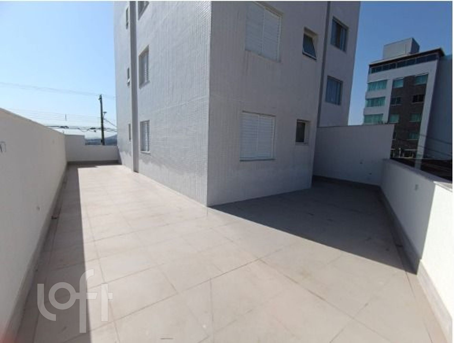 Apartamento à venda com 3 quartos, 70m² - Foto 1