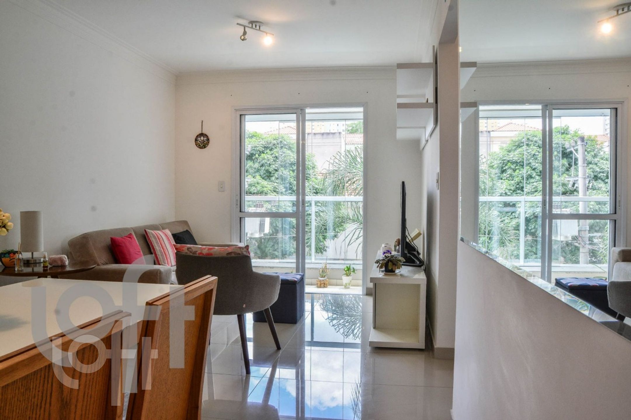 Apartamento à venda com 2 quartos, 63m² - Foto 6