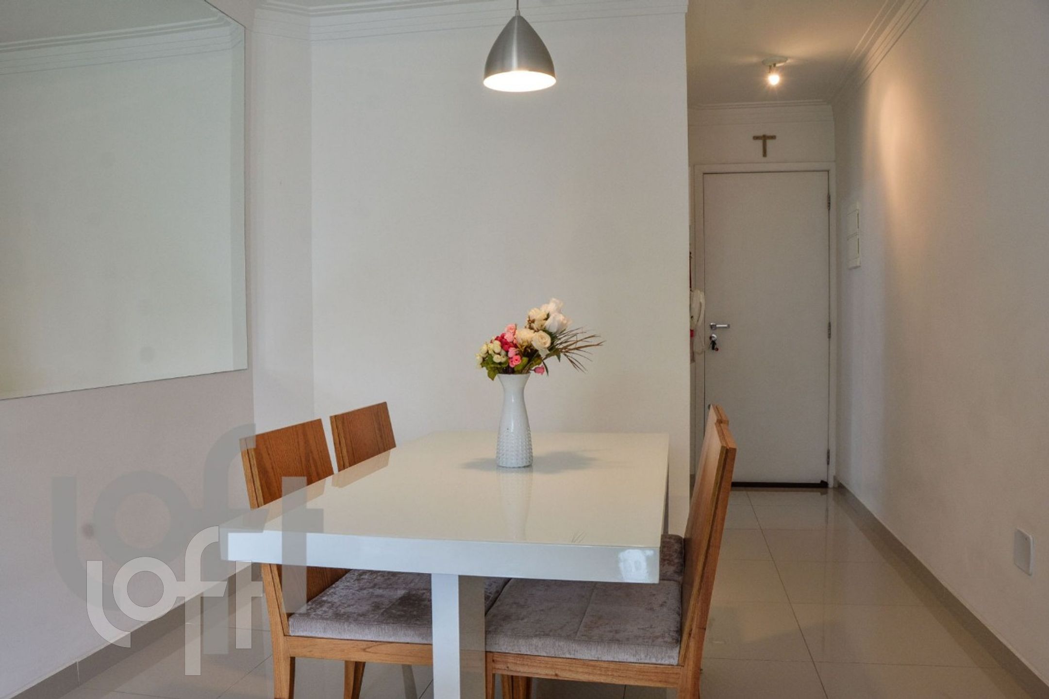 Apartamento à venda com 2 quartos, 63m² - Foto 8