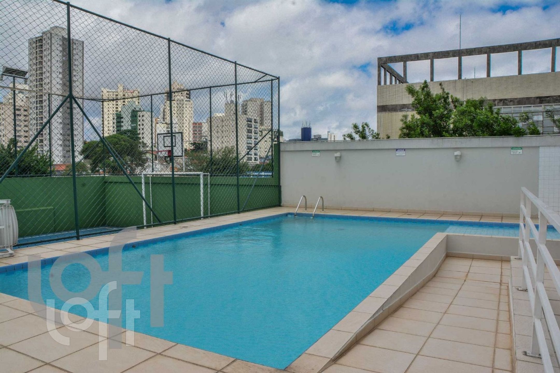 Apartamento à venda com 2 quartos, 63m² - Foto 24