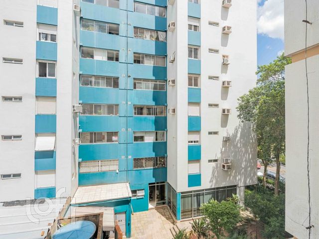 Apartamento com 89m², 3 dormitórios, 1 vaga, Santana em Porto Alegre