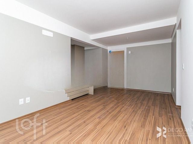 Apartamento com 62m², 2 dormitórios, 1 suíte, 1 vaga, Higienópolis em Porto Alegre