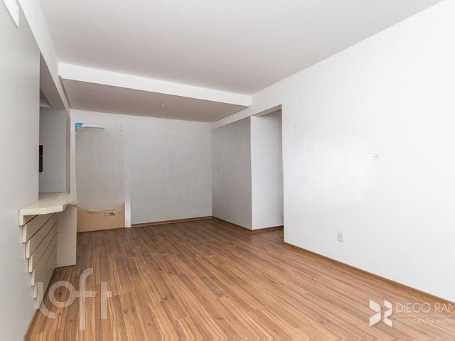 Apartamento com 62m², 2 dormitórios, 1 suíte, 1 vaga, Higienópolis em Porto Alegre