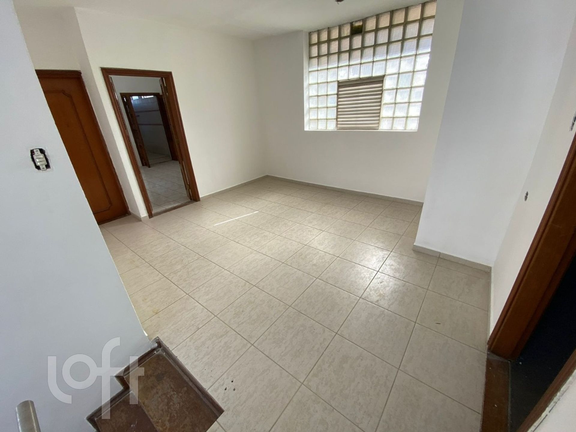 Casa à venda com 3 quartos, 318m² - Foto 6