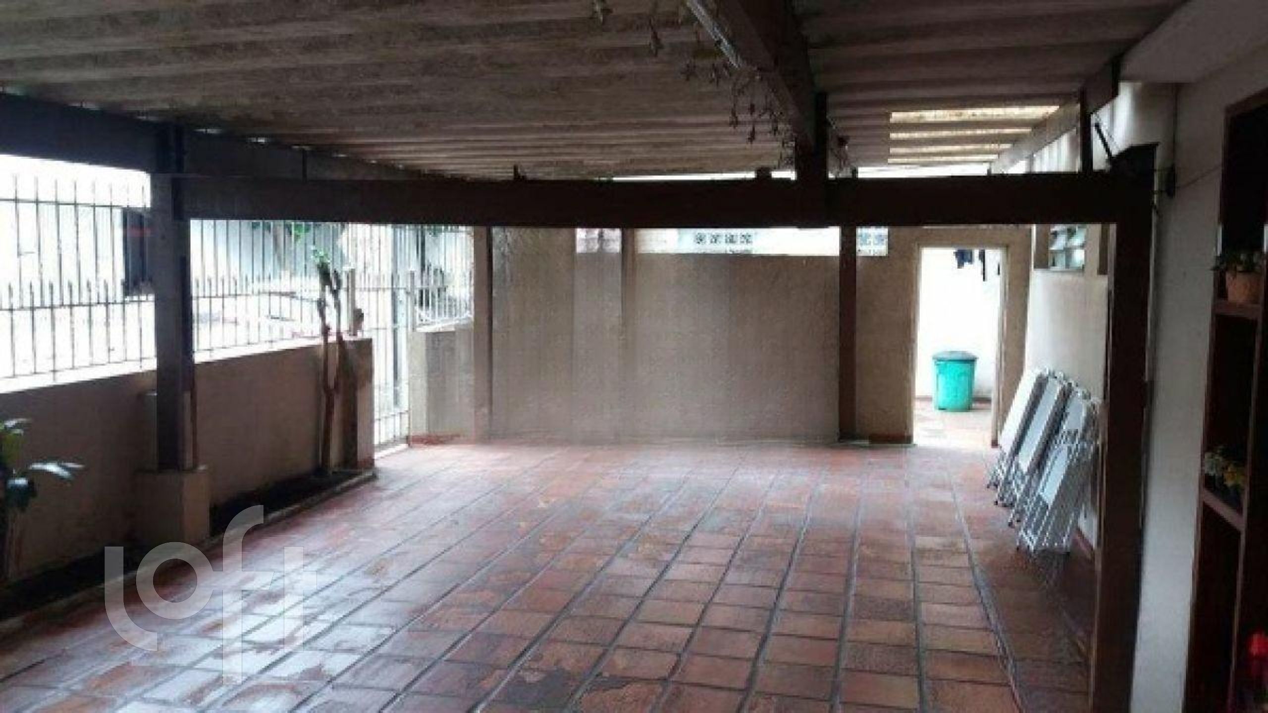 Casa à venda com 3 quartos, 168m² - Foto 3