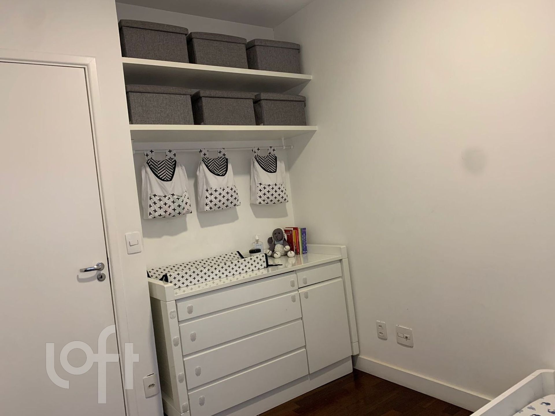 Apartamento à venda com 3 quartos, 179m² - Foto 9