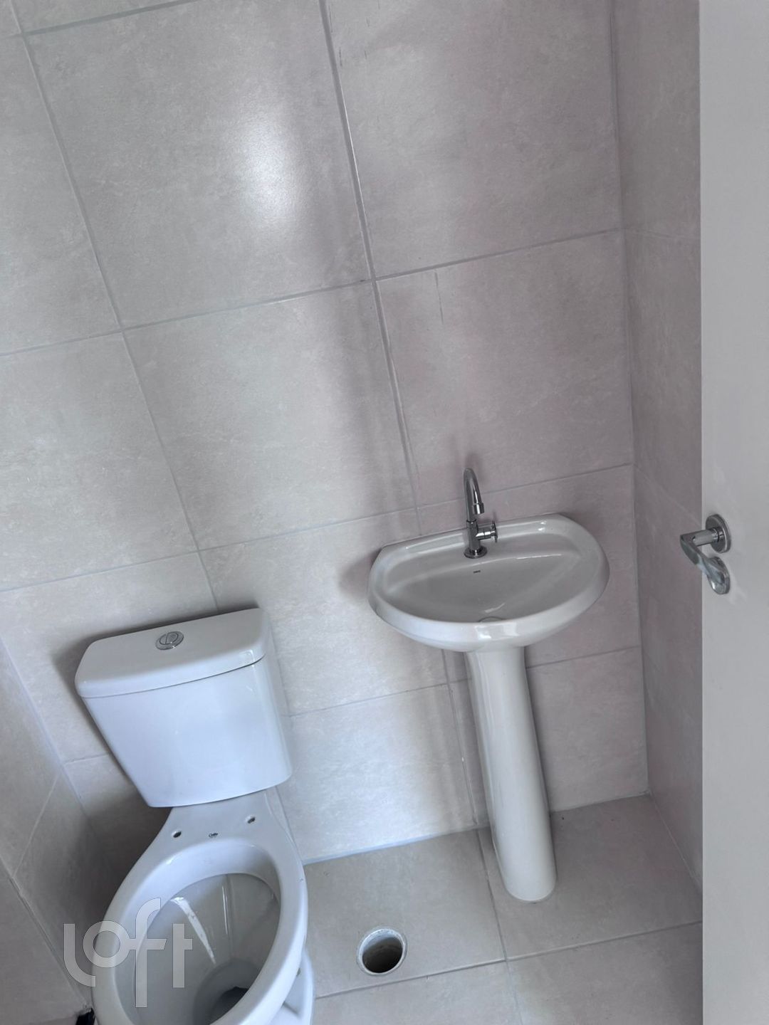 Apartamento à venda com 2 quartos, 44m² - Foto 19