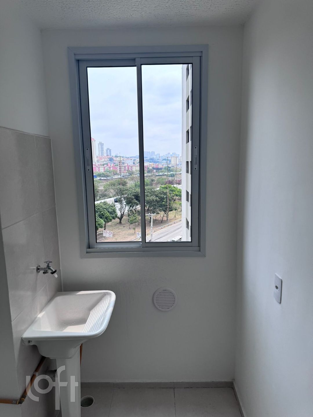 Apartamento à venda com 2 quartos, 44m² - Foto 10