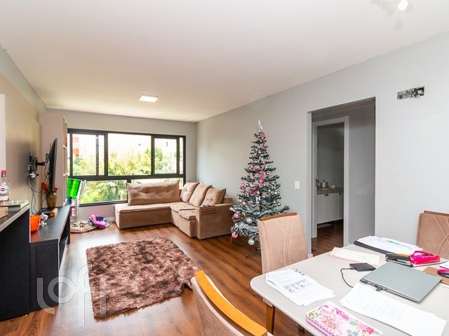 Apartamento com 96m², 3 dormitórios, 1 suíte, 2 vagas, Menino Deus em Porto Alegre