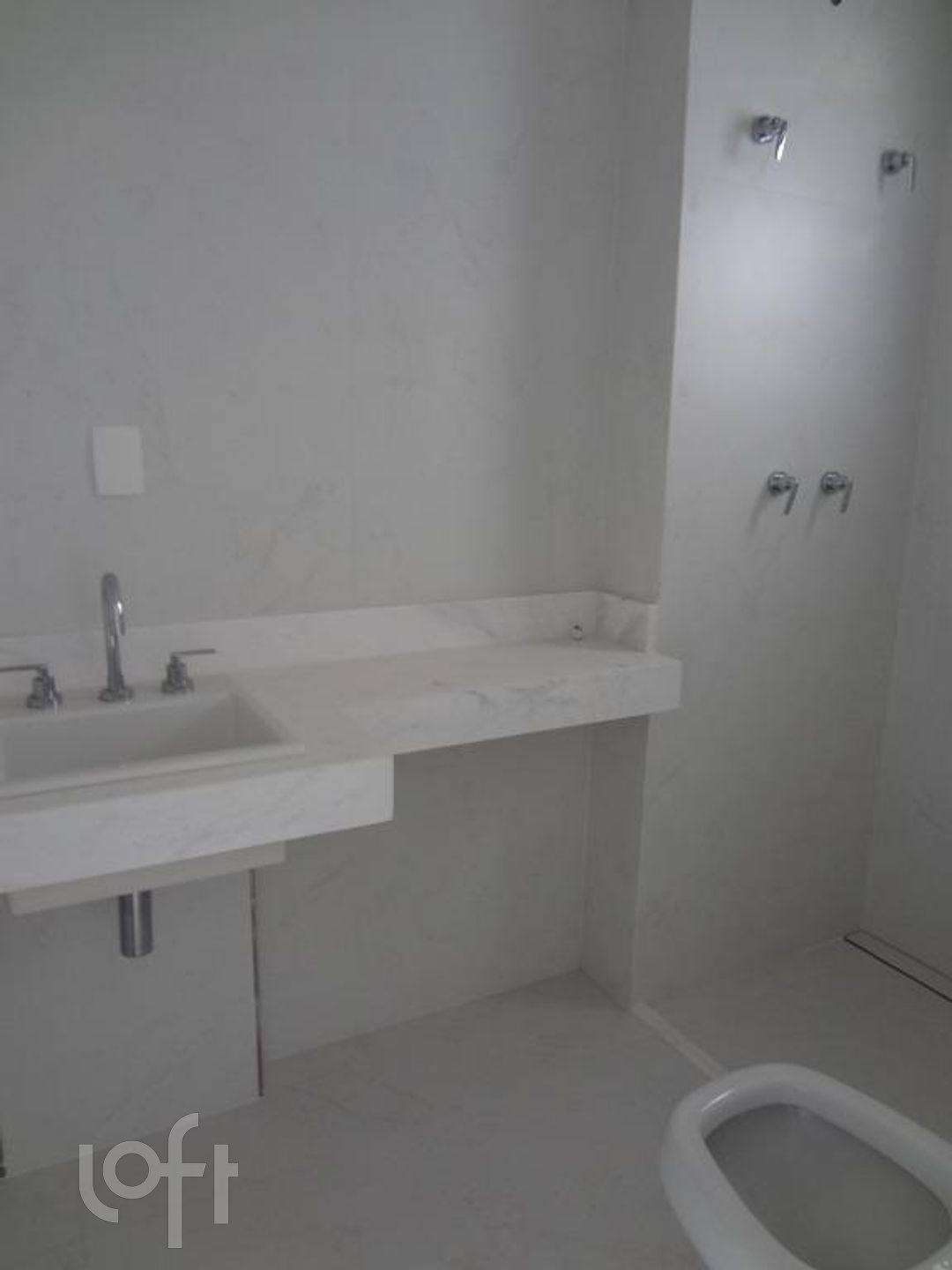 Apartamento à venda com 3 quartos, 192m² - Foto 10