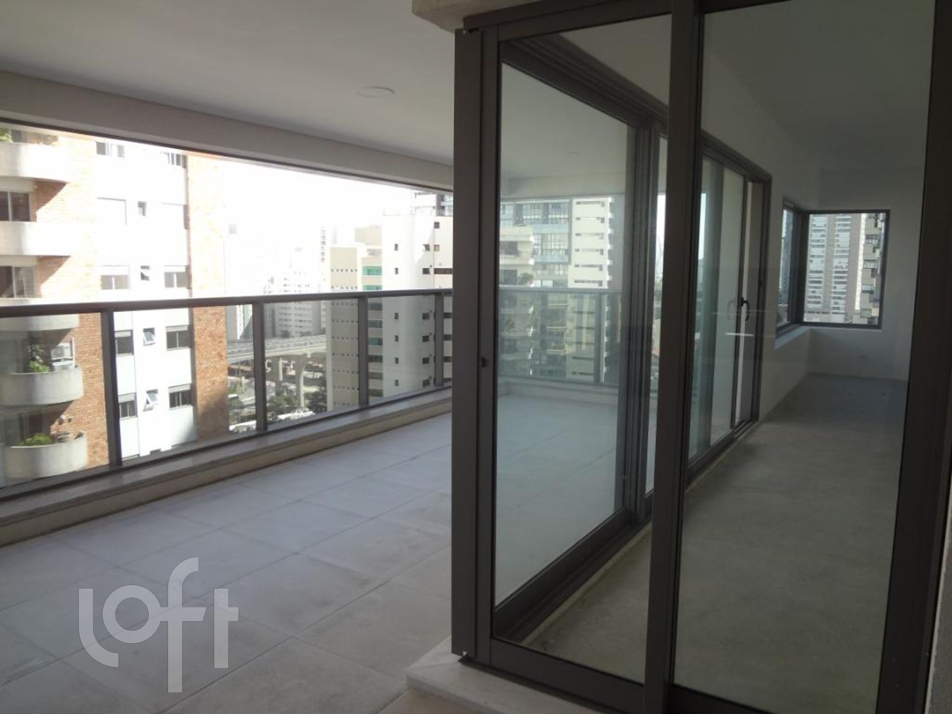 Apartamento à venda com 3 quartos, 192m² - Foto 20