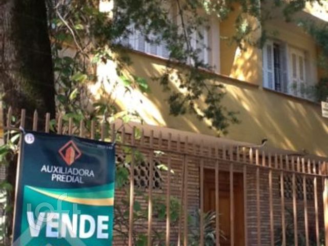 Apartamento com 106m², 3 dormitórios, Rio Branco em Porto Alegre