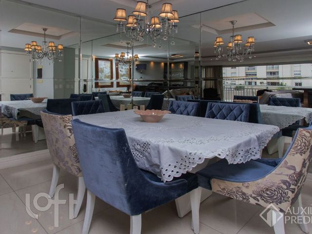 Apartamento com 125m², 3 dormitórios, 1 suíte, Jardim Europa em Porto Alegre