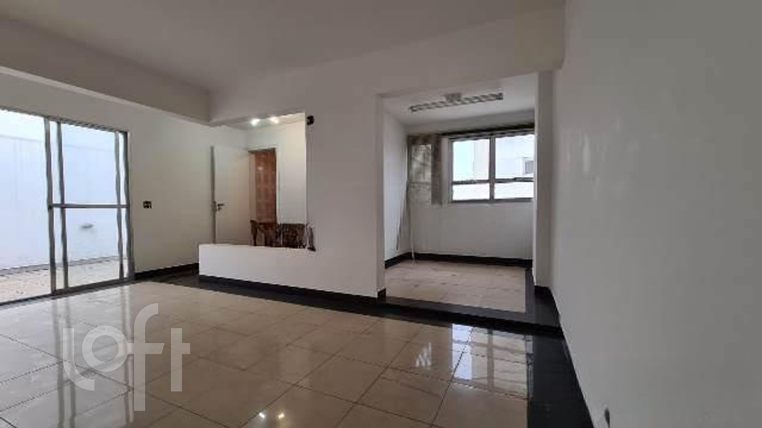 Apartamento à venda com 3 quartos, 159m² - Foto 17