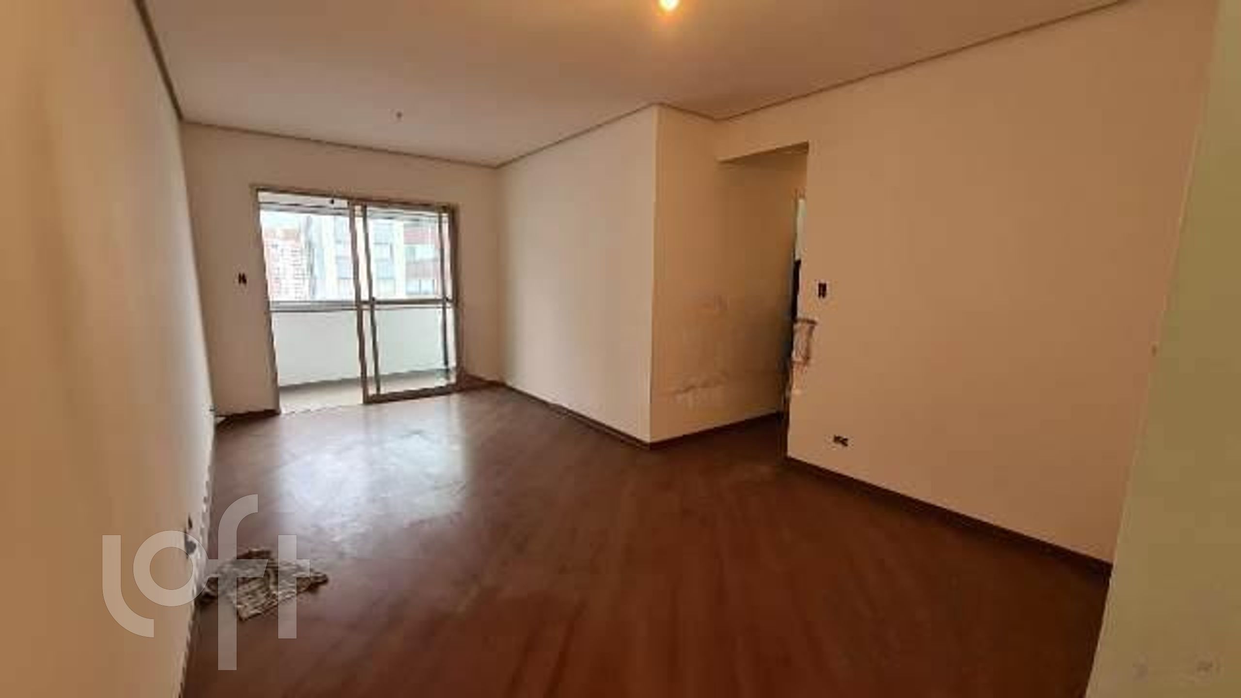 Apartamento à venda com 3 quartos, 159m² - Foto 2