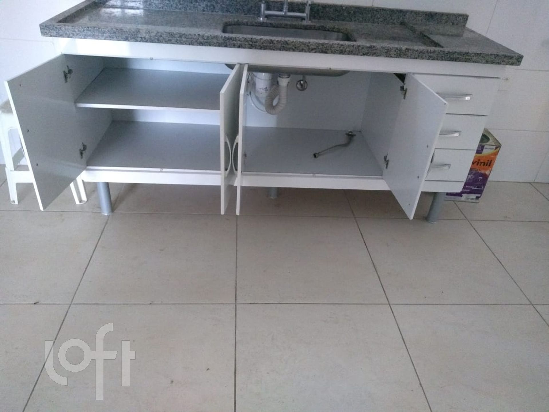 Apartamento à venda com 2 quartos, 70m² - Foto 4