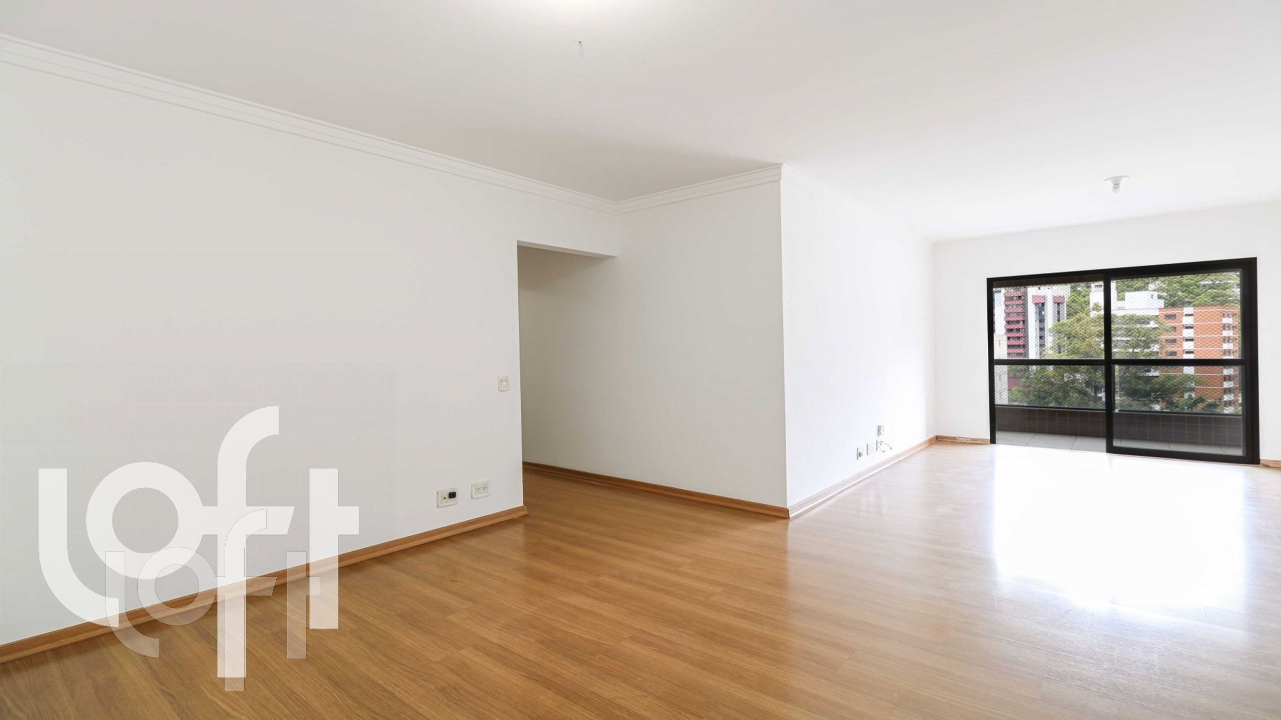 Apartamento à venda com 3 quartos, 114m² - Foto 1