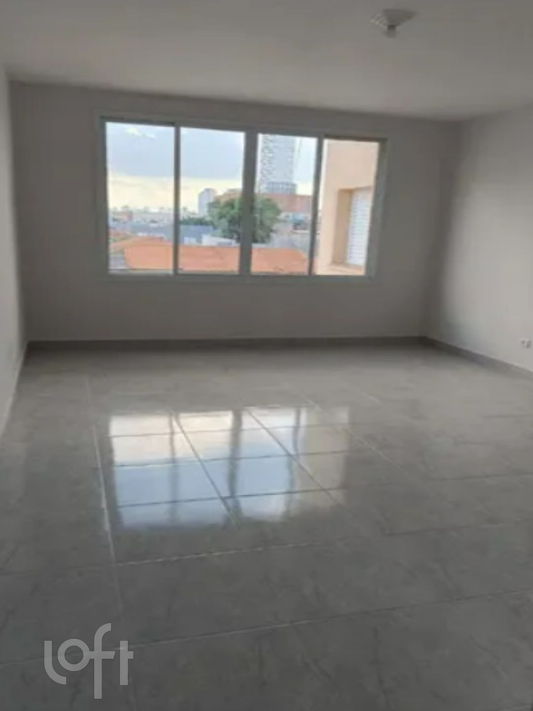 Apartamento à venda com 3 quartos, 112m² - Foto 1