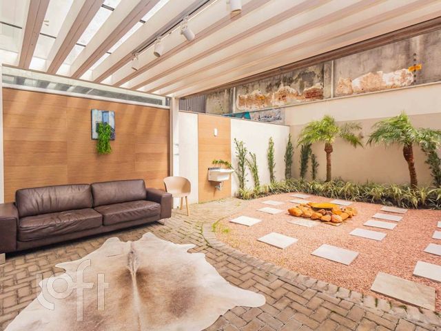 Apartamento com 96m², 1 dormitório, 1 vaga, Cidade Baixa em Porto Alegre