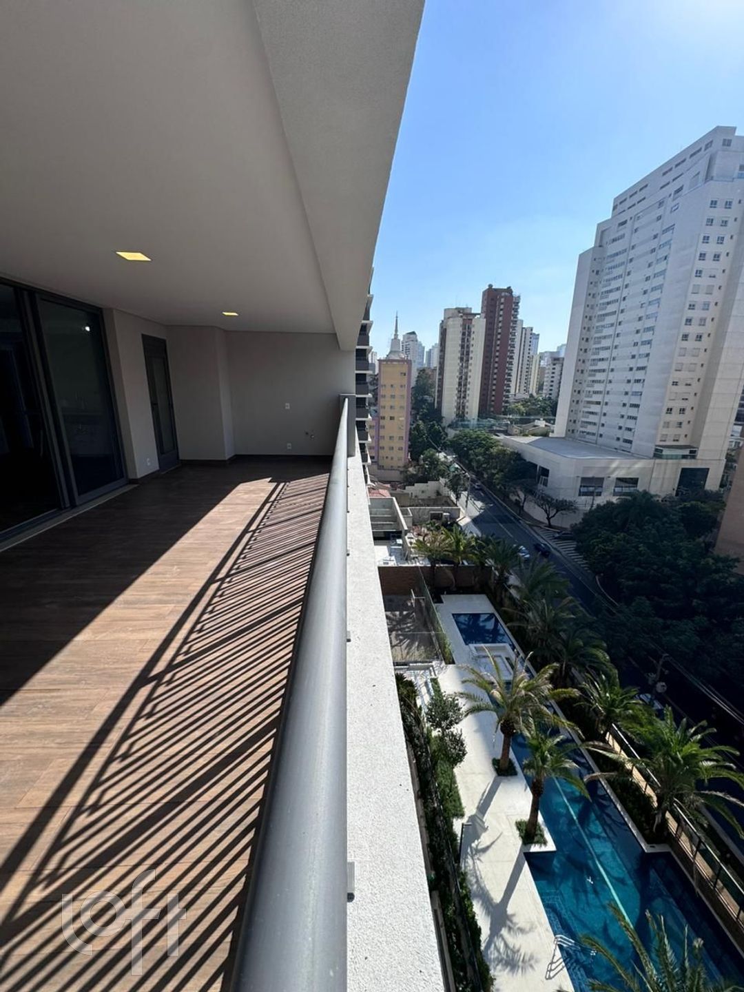 Apartamento à venda com 4 quartos, 144m² - Foto 2