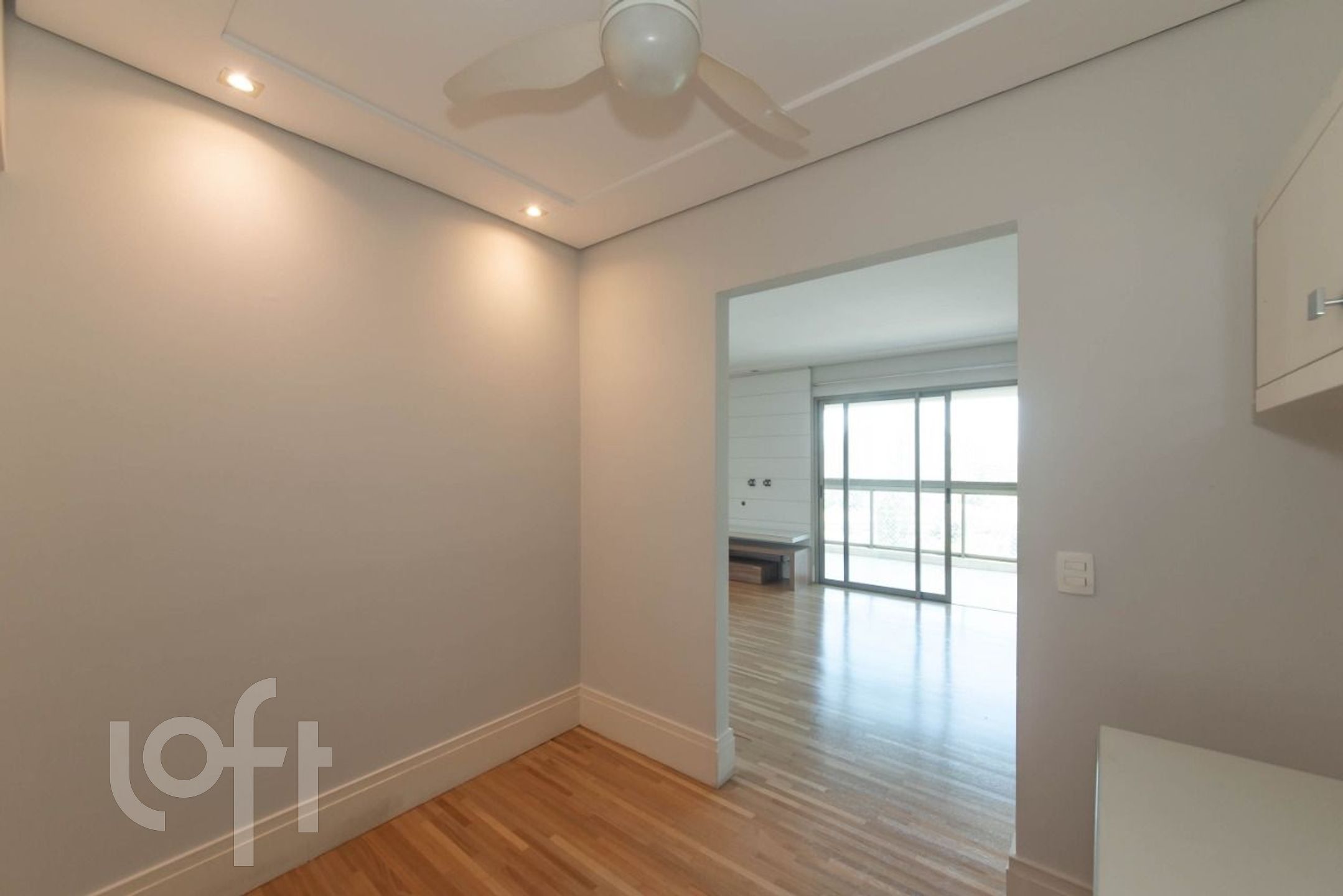 Apartamento à venda com 3 quartos, 147m² - Foto 13