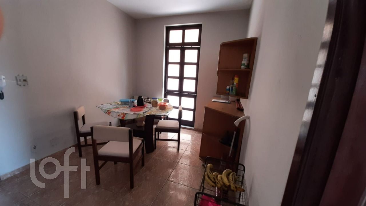 Casa à venda com 3 quartos, 237m² - Foto 21