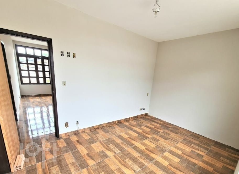 Casa à venda com 3 quartos, 237m² - Foto 14