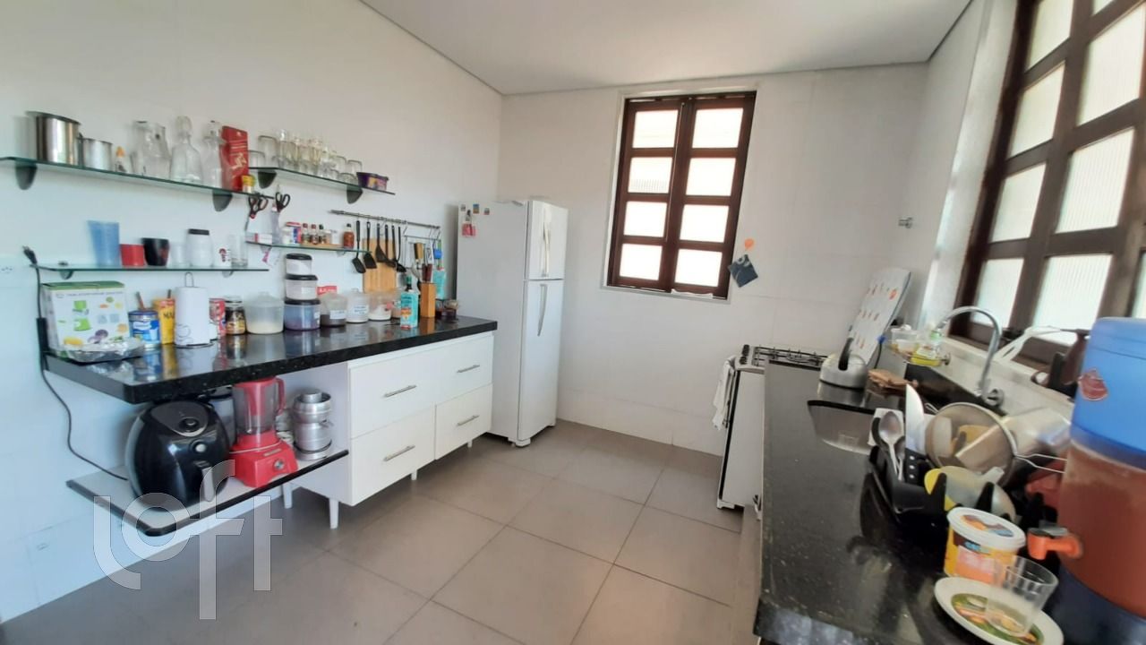 Casa à venda com 3 quartos, 237m² - Foto 22