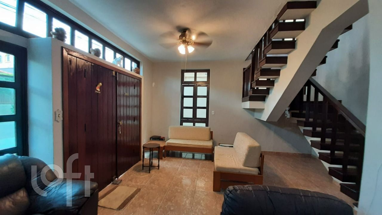 Casa à venda com 3 quartos, 237m² - Foto 5