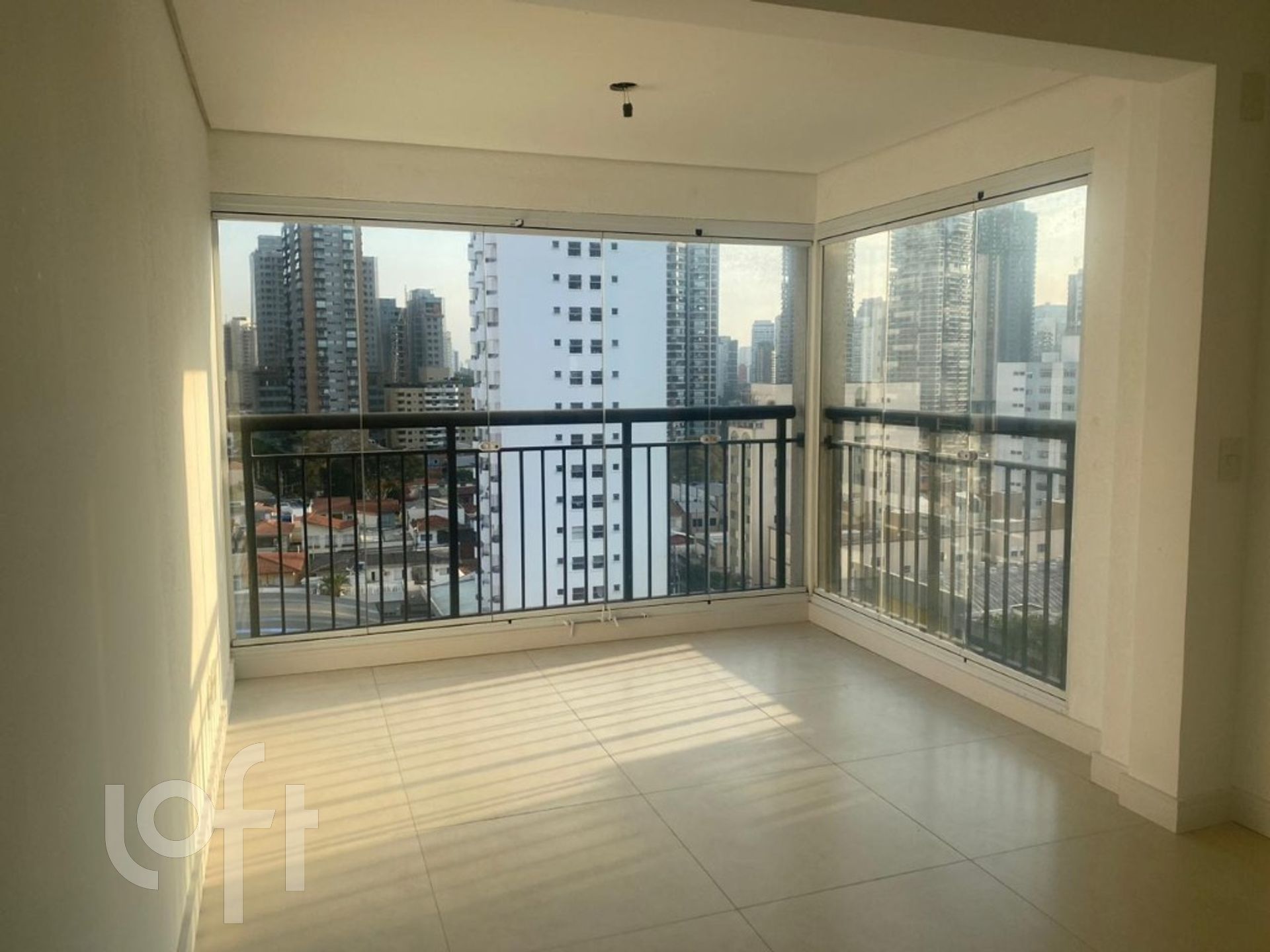 Apartamento à venda com 4 quartos, 231m² - Foto 3