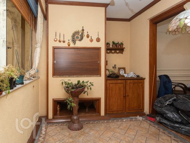 Apartamento com 102m², 2 dormitórios, 1 suíte, 1 vaga, Bom Fim em Porto Alegre